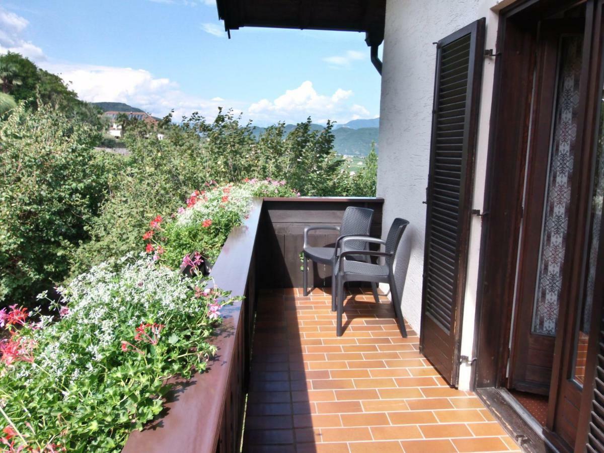 Hotel Garni Runggner Traubenhof Termeno Esterno foto